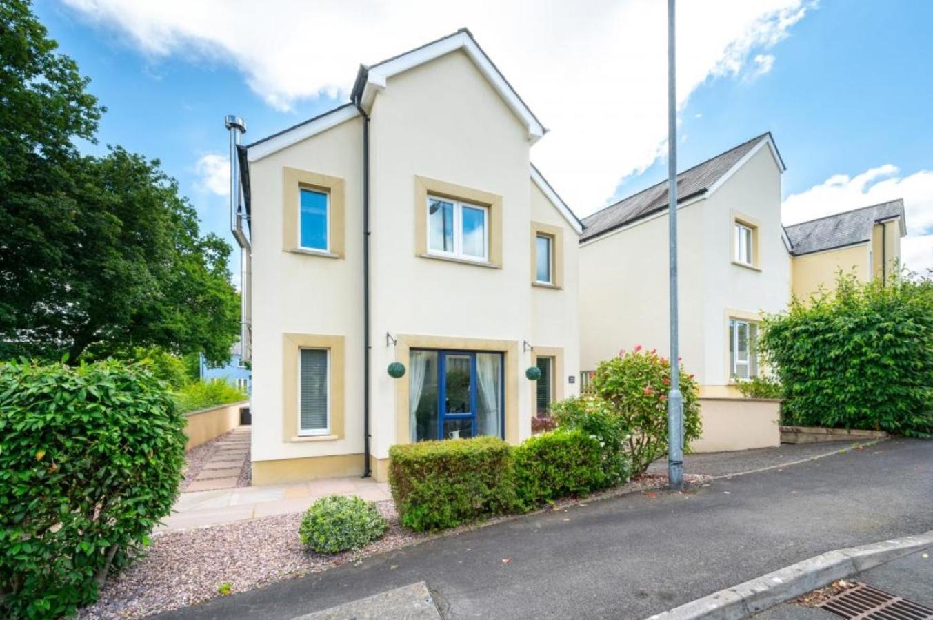 3 Bed Holiday Home In Llandeilo With Log Burner Bagian luar foto